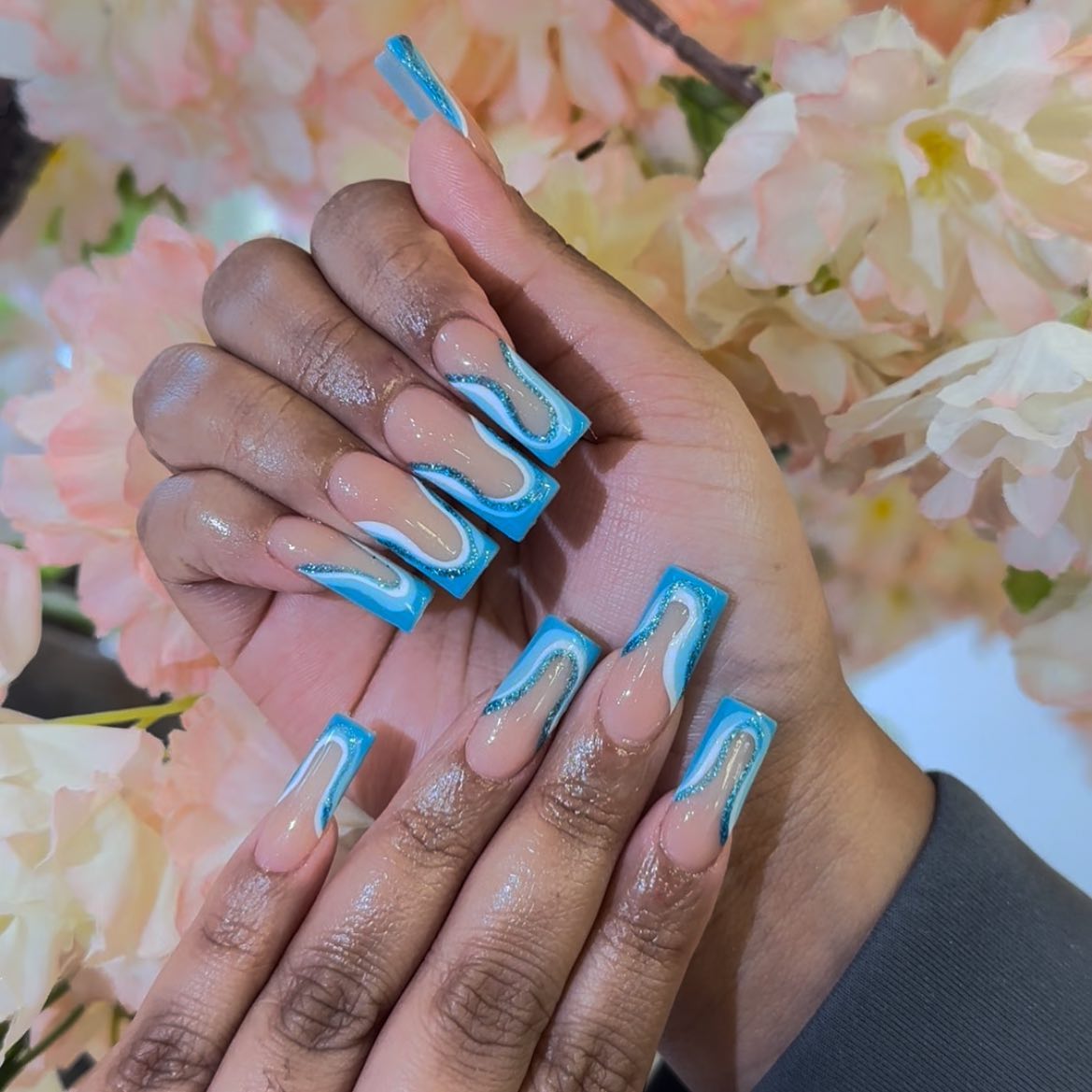 Honey nails and beauty spa