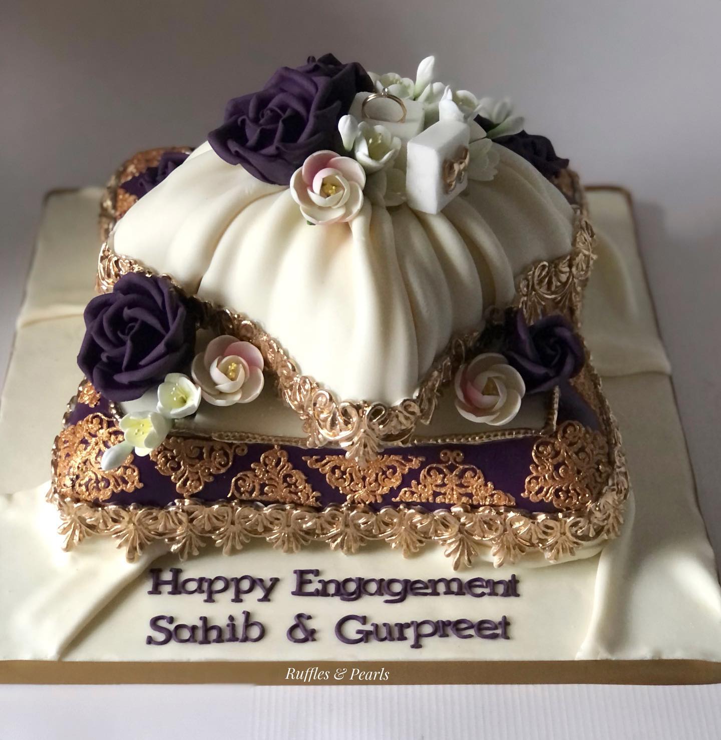 Ruffles & Pearls Cake Co.