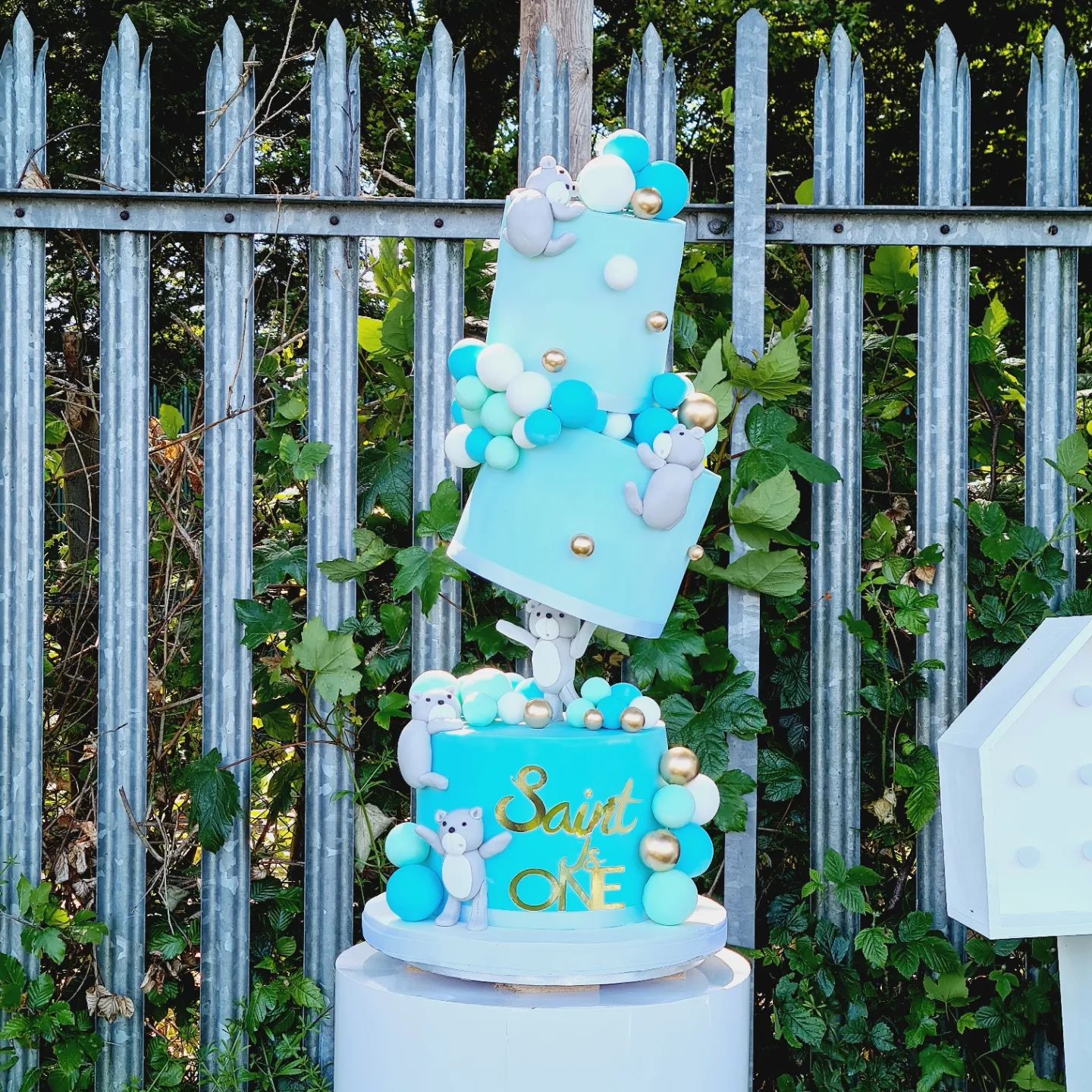 REDY CAKES