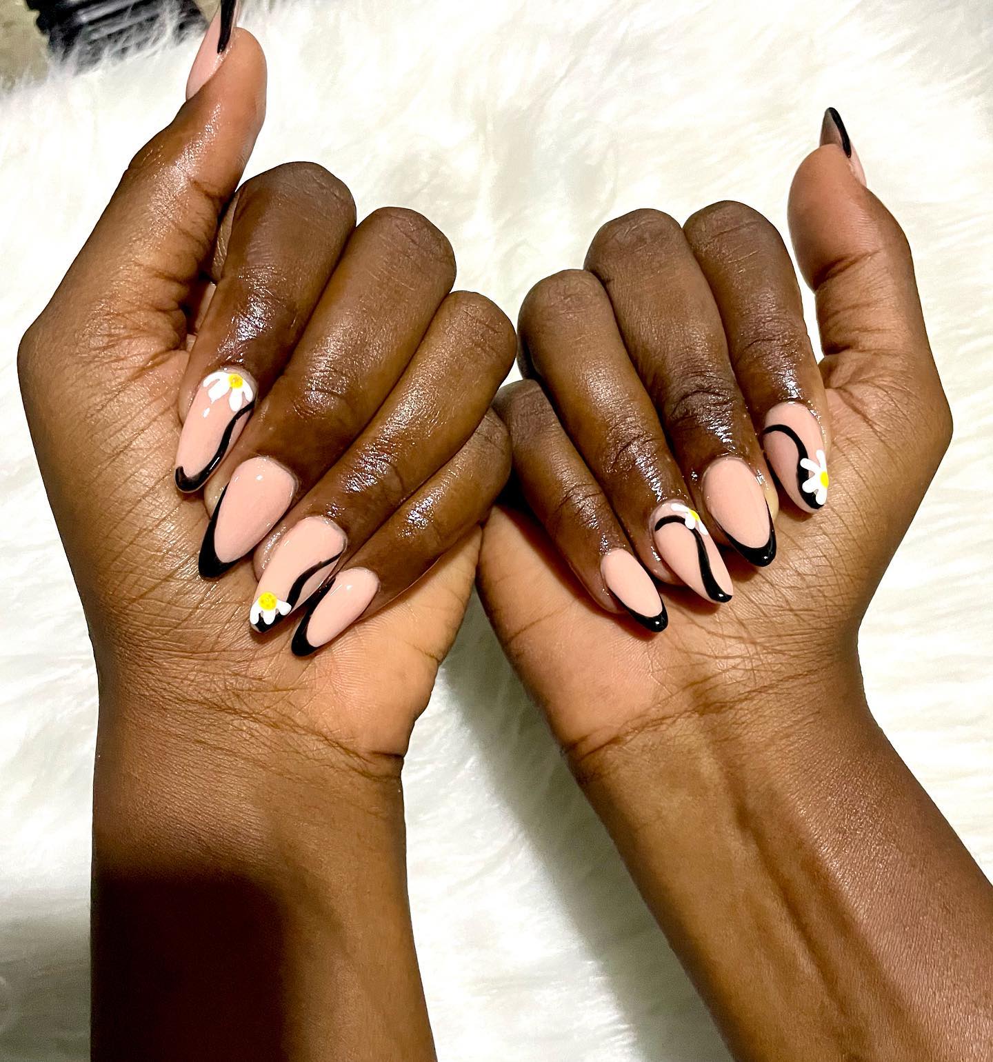 Kara nailbar