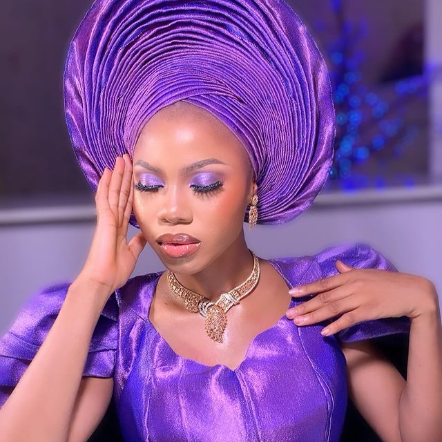Gele by kelv