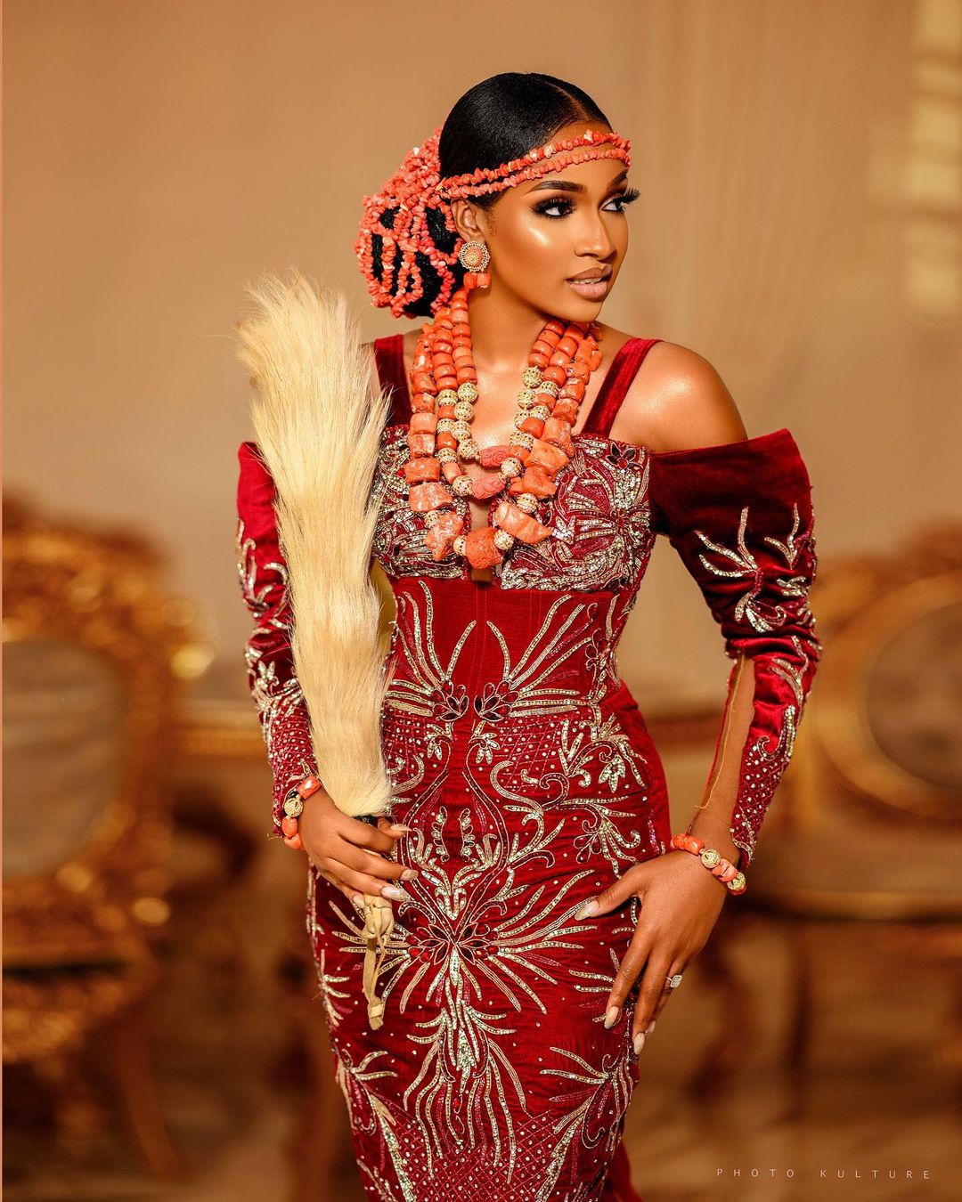 Tolu felix mua